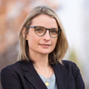 Amanda Whitten, Esq.